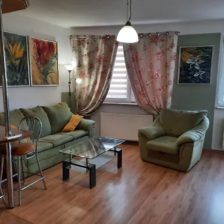 아파트 Trzy Wieze *